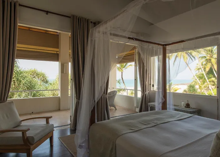 Sri Villas