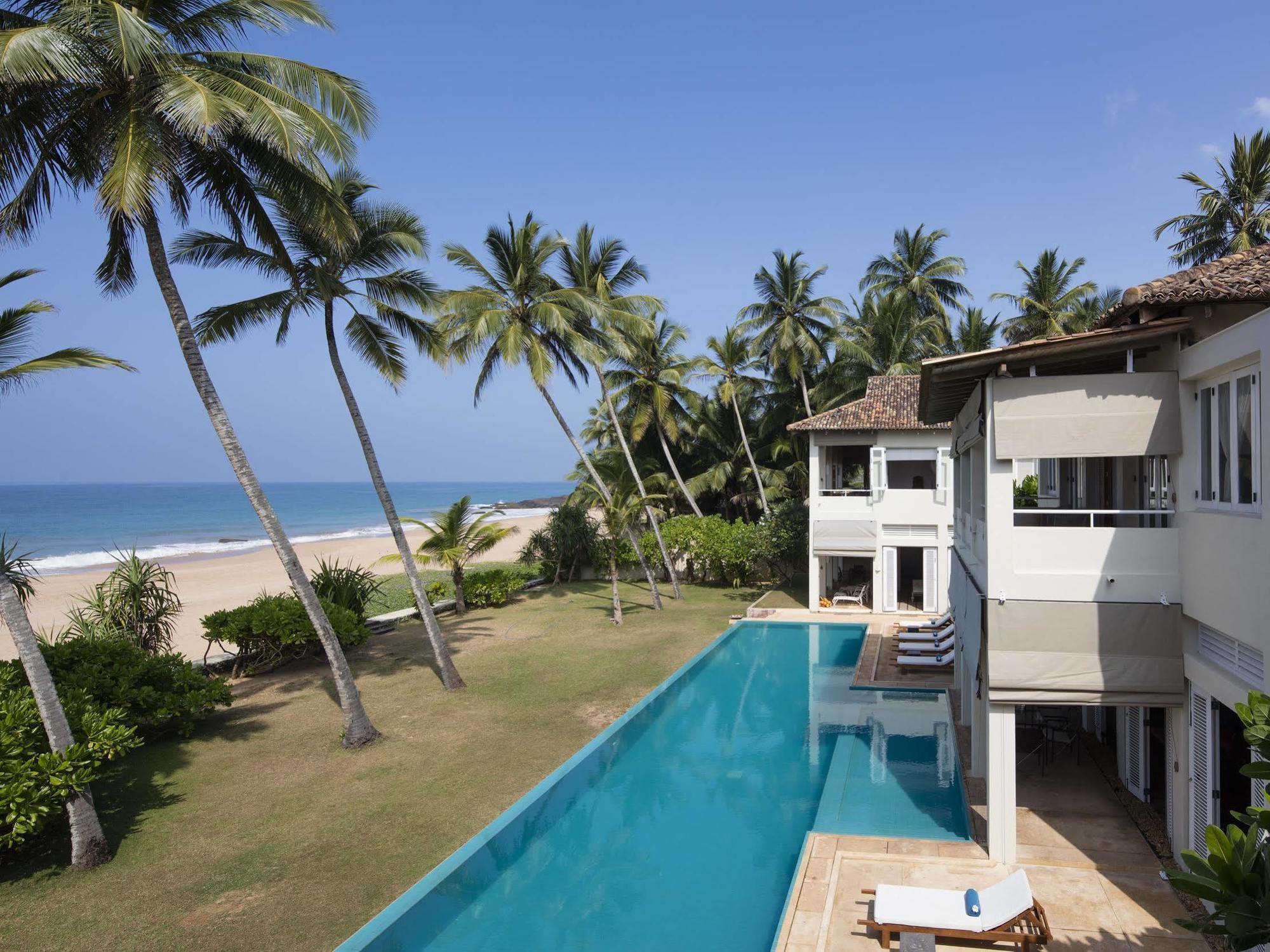 Villa Sri *
